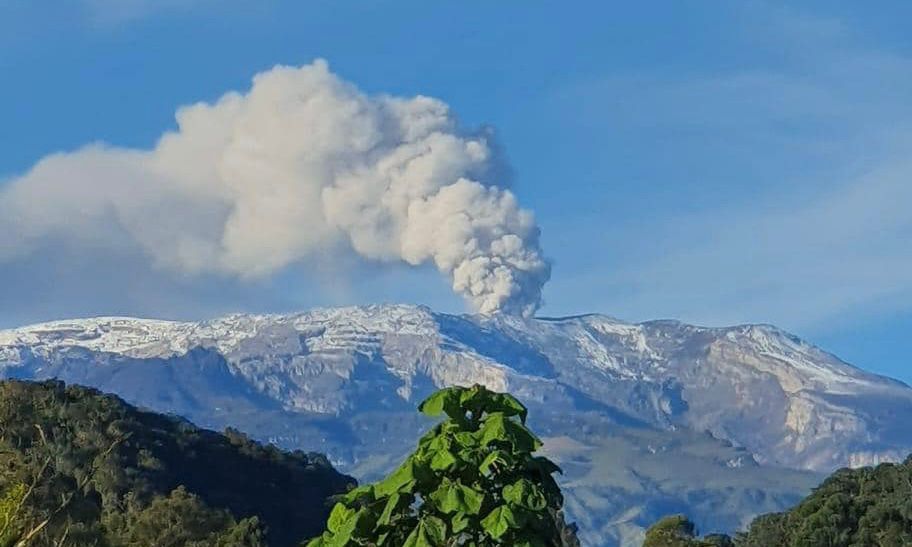 El Volc N Nevado Del Ruiz Mantiene Actividad Inestable Con Anomal As