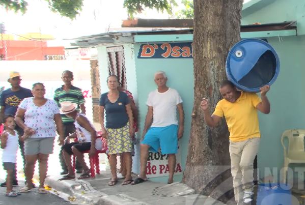 Residente En Los Alcarrizos Aseguran Tener Tres Meses Sin Agua Potable