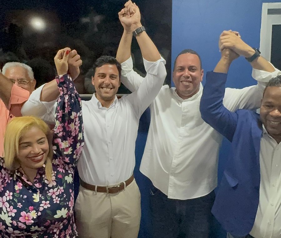 Raymond Rodr Guez Respalda Candidatura A Diputado De Manuel N Ez