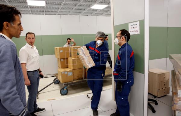 Irán, con 1.812 muertos, amplía hospitales y recibe ayuda de MSF