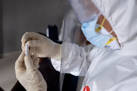 Desarrollan en Brasil tejido que elimina el virus que transmite la COVID-19