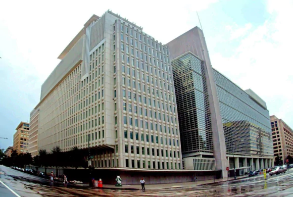 La economía global se hundirá 5.2% este año, alerta el Banco Mundial