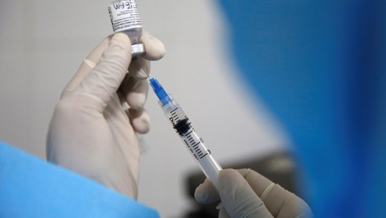 Pfizer pide permiso para almacenar sus vacunas en neveras menos sofisticadas