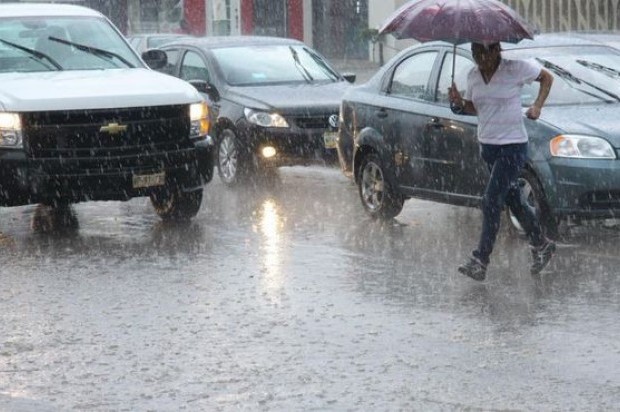 Sistema frontal y vaguada provocarán aguaceros y ráfaga de viento