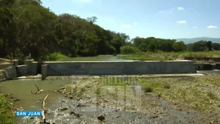 Agricultores exigen terminación de dos diques en San Juan de la Maguana