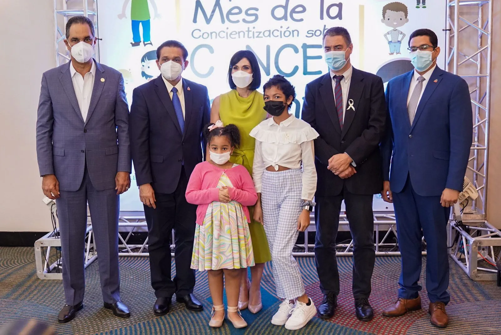 Primera dama anuncia construcción de Unidad Oncopediátrica