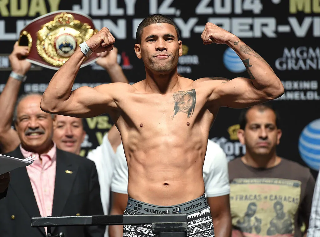 El exboxeador puertorriqueño 'Juanma' López permanecerá encarcelado