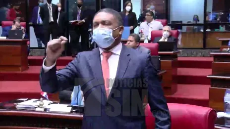 Senador Yván Lorenzo dice “pretenden unir mansos con cimarrones”, tras caso Falcón salpicar Congreso