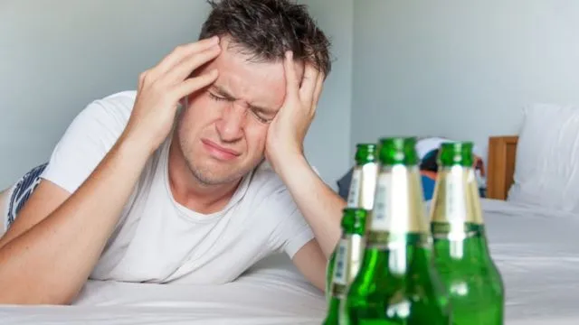 Científicos aún no logran encontrar una cura efectiva para la resaca