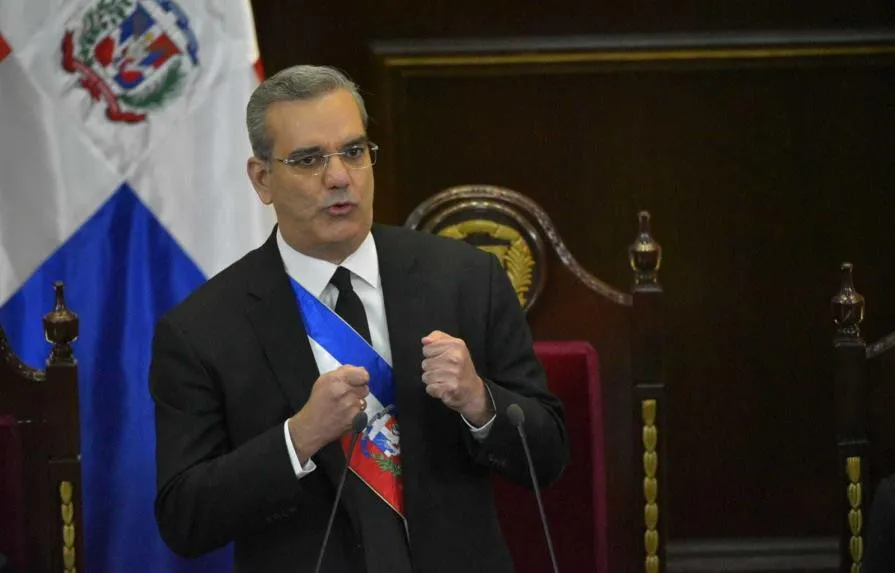 "Hemos superado la pandemia siendo un ejemplo para el mundo", dice Abinader en discurso