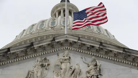 Una médica pro Trump se declara culpable por el asalto al Capitolio de EE.UU.