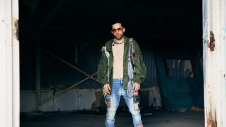 De La Ghetto apuesta por el reguetón alegre con «Loco por perrearte»