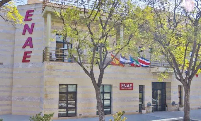 Conozca sobre el programa de becas de la ENAE para los dominicanos