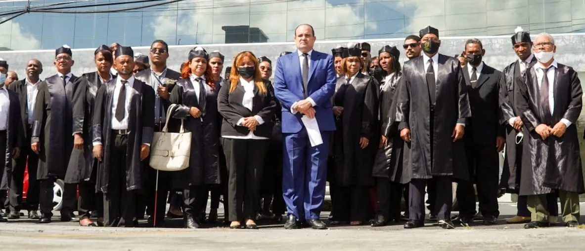 Abogados intiman al Poder Judicial a inaugurar Palacio de Justicia