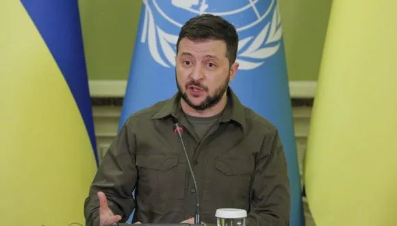 Zelenski acusa a Rusia de querer deshabitar Donbás y destruirlo como Mariúpol