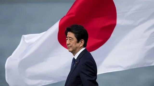 Japón concede a ex primer ministro su máxima condecoración de forma póstuma