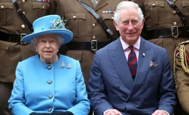 El príncipe Carlos está en Balmoral junto a Isabel II