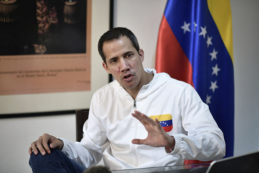 Juan Guaidó descarta pedir asilo en EE.UU. por ahora