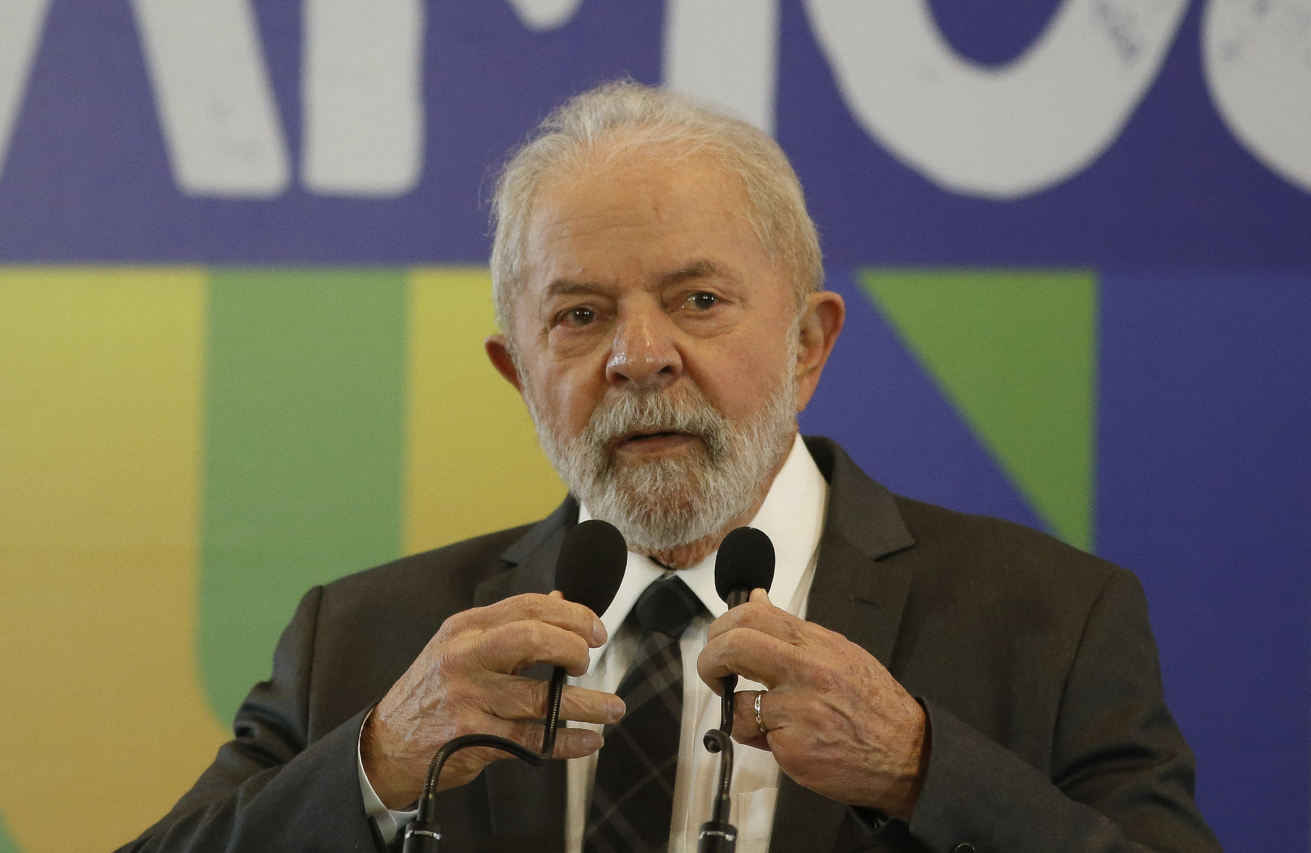 Lula insiste en que el dinero para la educación y la salud es inversión y no gasto