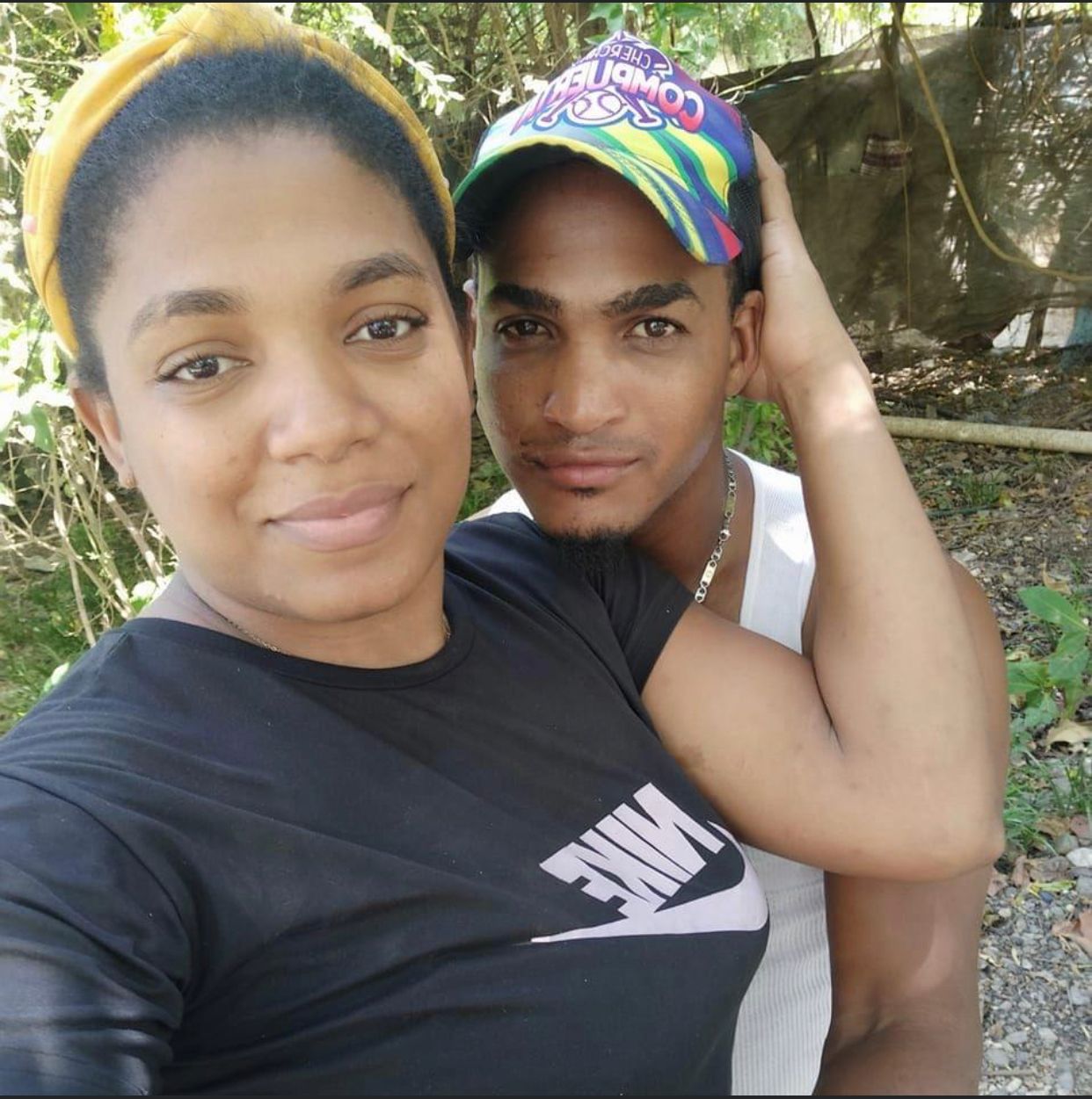 Mantienen bajo custodia hombre intentó envenenarse junto a expareja