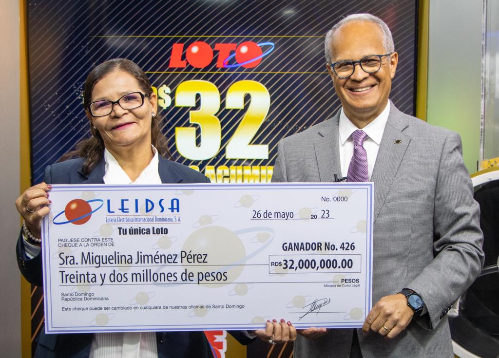 LEIDSA entrega RD$32 millones a ganadora número 426 