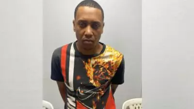 Se entrega hombre que ultimó expareja en Santiago