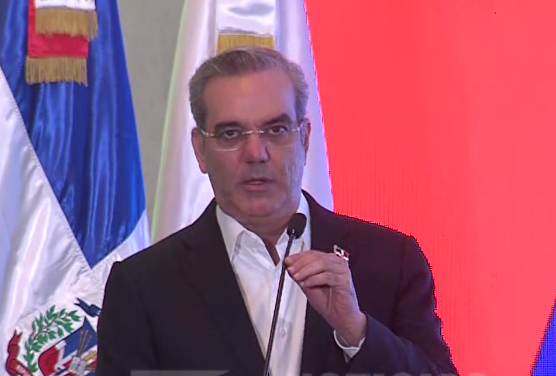 Presidente Abinader advierte que su gobierno será más estricto en la fiscalización y transparencia