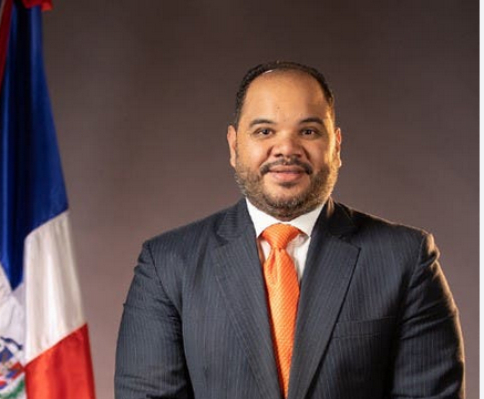 DP insta a MINERD generar espacio de concertación con casas editoras