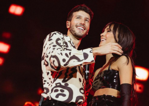Aitana y Yatra hacen bailar a tres generaciones de espectadores en su concierto en Madrid