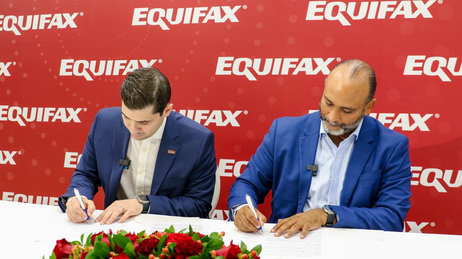 Firman acuerdo para mejorar la inclusión financiera en RD