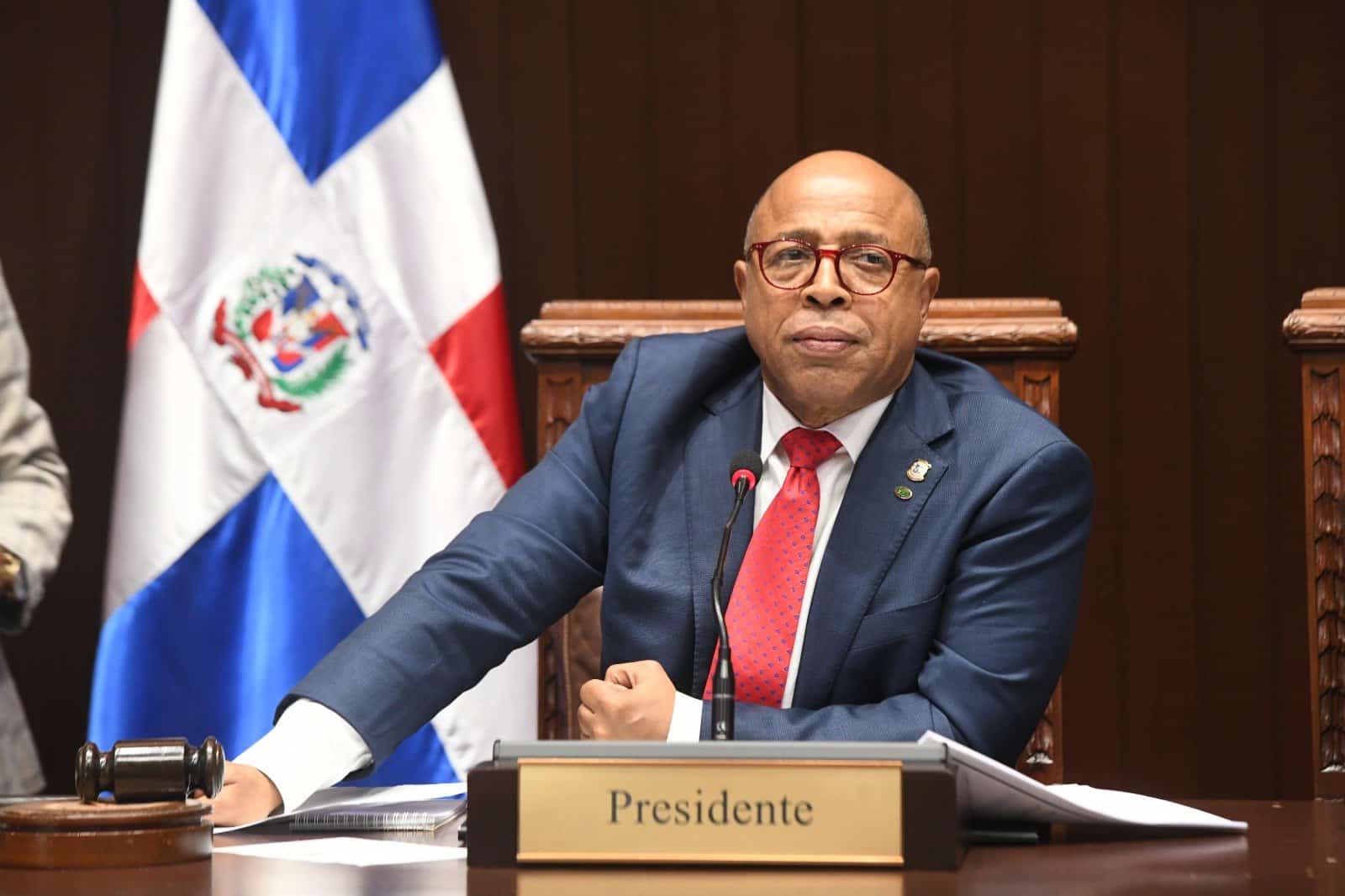 Pacheco irá al Senado a indagar sobre varios proyectos aprobados en Cámara de Diputados