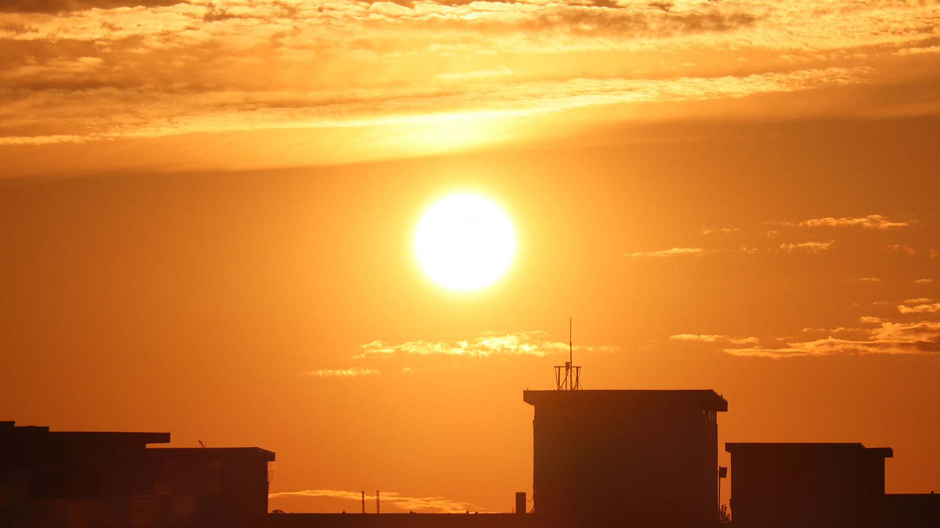 El calor extremo mantiene bajo alerta a uno de cada cuatro estadounidenses