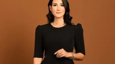 Jessica Hasbún gana Premio Micrófono de Oro, renglón «Locutor de Noticias en Televisión»