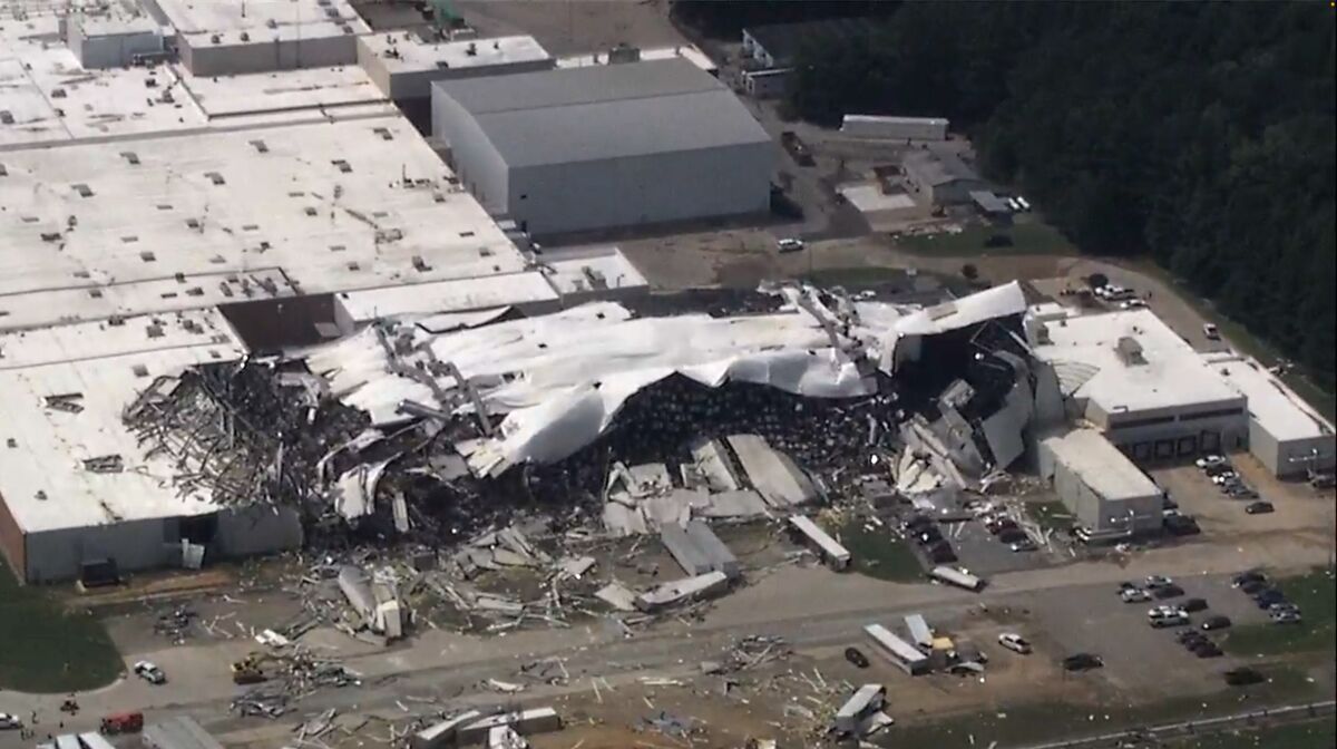 Un tornado en EE.UU. causa graves daños en una planta Pfizer
