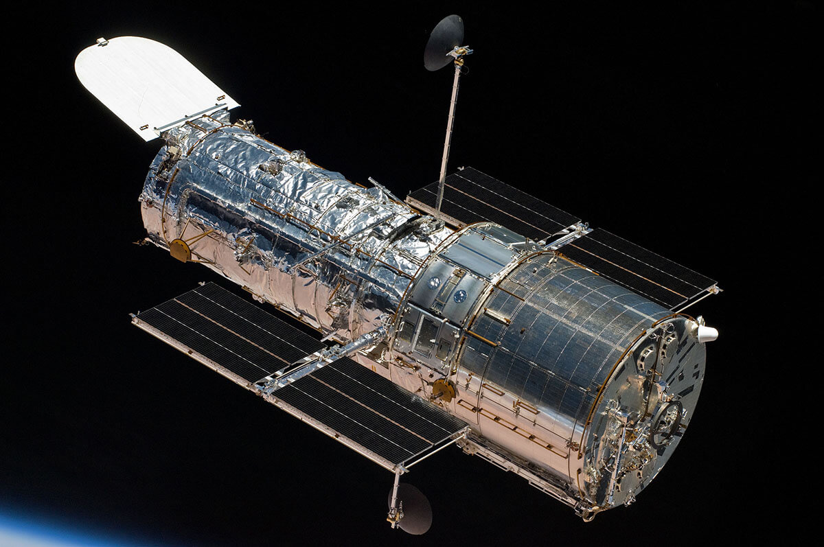 El Hubble observa rocas escapando del asteroide que fue desviado por la misión DART