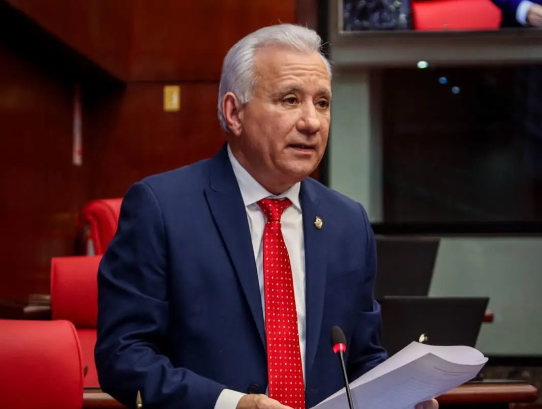 Senador Taveras Guzmán declara un patrimonio de RD$397 millones