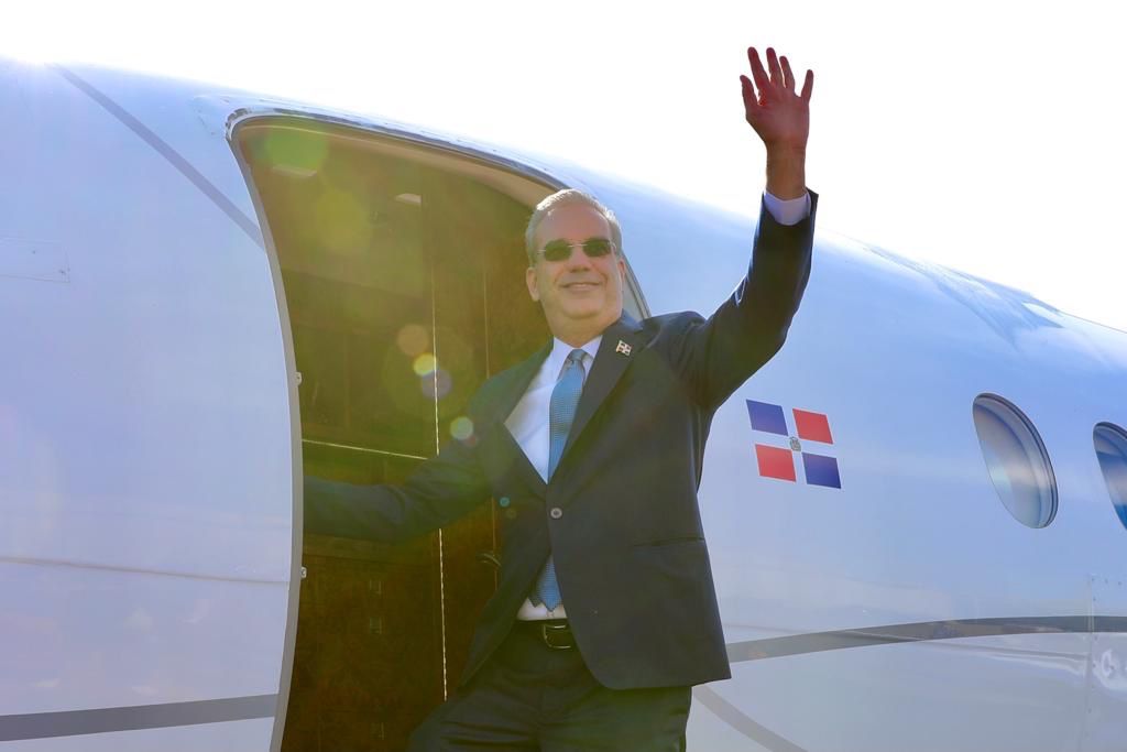 Presidente Abinader viajará este viernes a Nueva York para participar el domingo en el desfile Dominicano