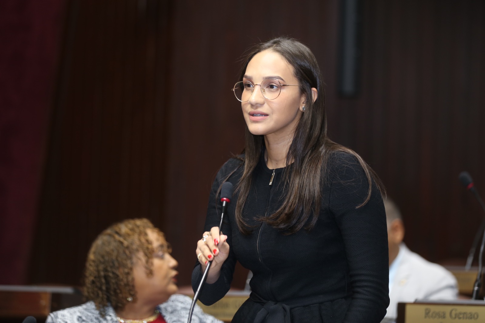 Diputada insta a hablar del suicidio como problema de salud pública