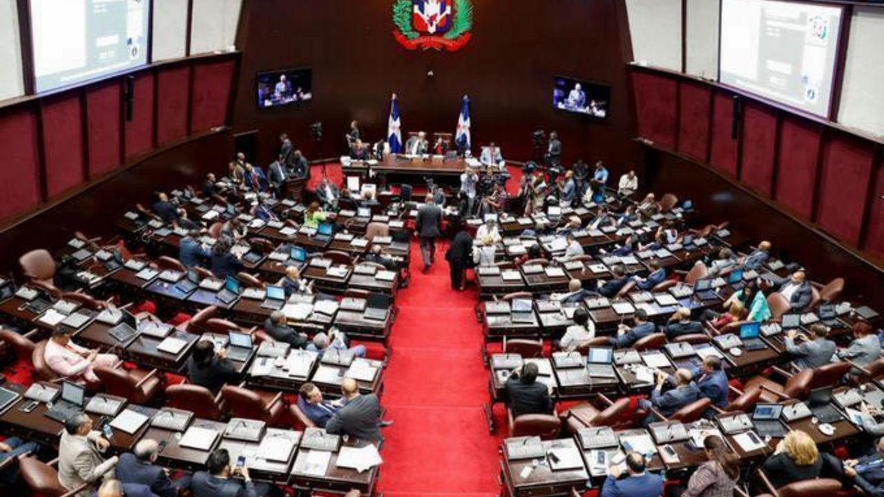 Legisladores critican a experto de la ONU