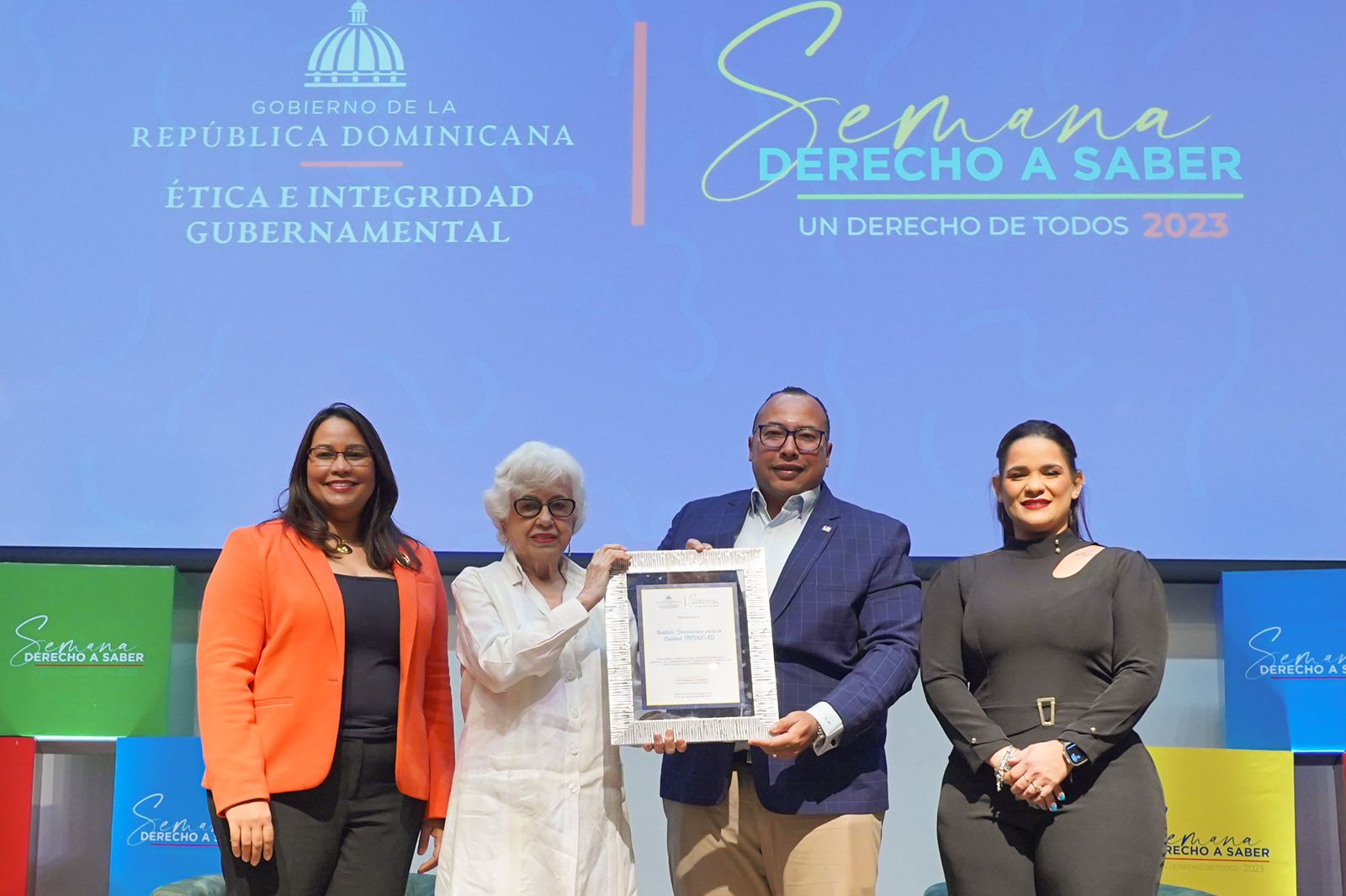 Reconocen a INDOCAL entre las cinco instituciones gubernamentales más transparente