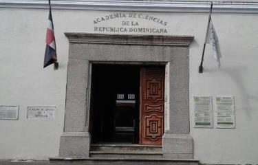 Academia de Ciencias asegura cumplió con elaboración de libros textos