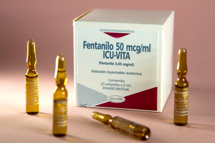 Hallan siete ampollas de fentanilo en zona popular de comercio en Ecuador