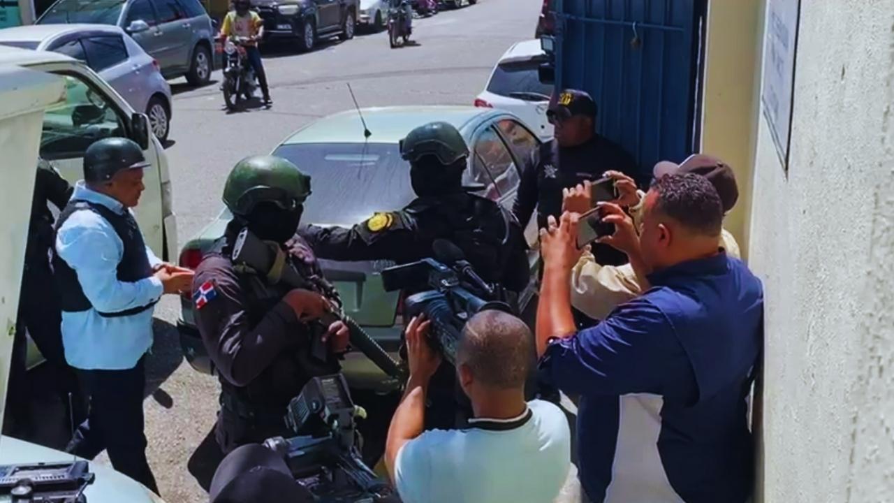 Aplazan conocimiento de coerción contra ejecutivos de la Coop-Herrera