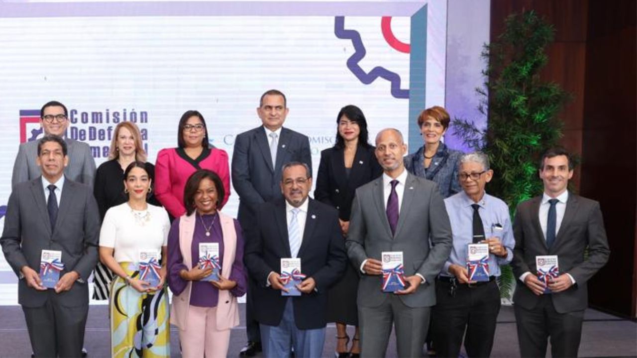 Comisión de Defensa Comercial presenta carta compromiso