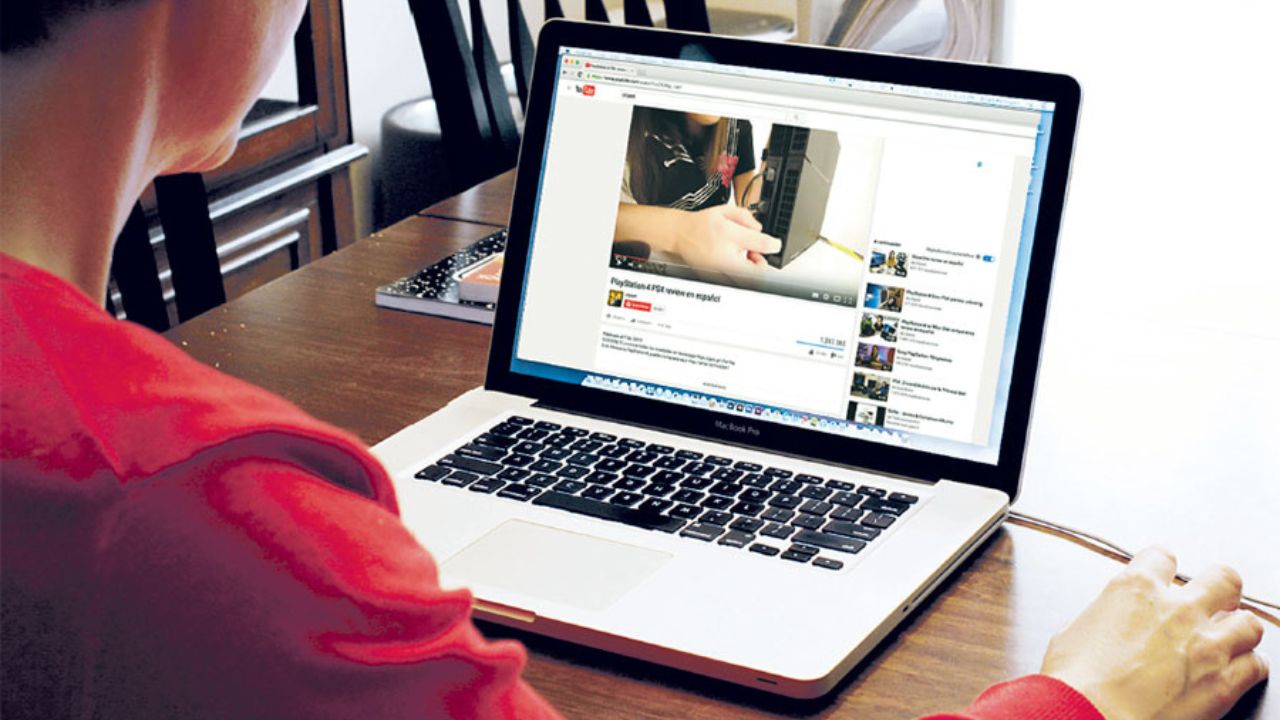 Para qué el 59.0% de maestros usa tutoriales de YouTube?