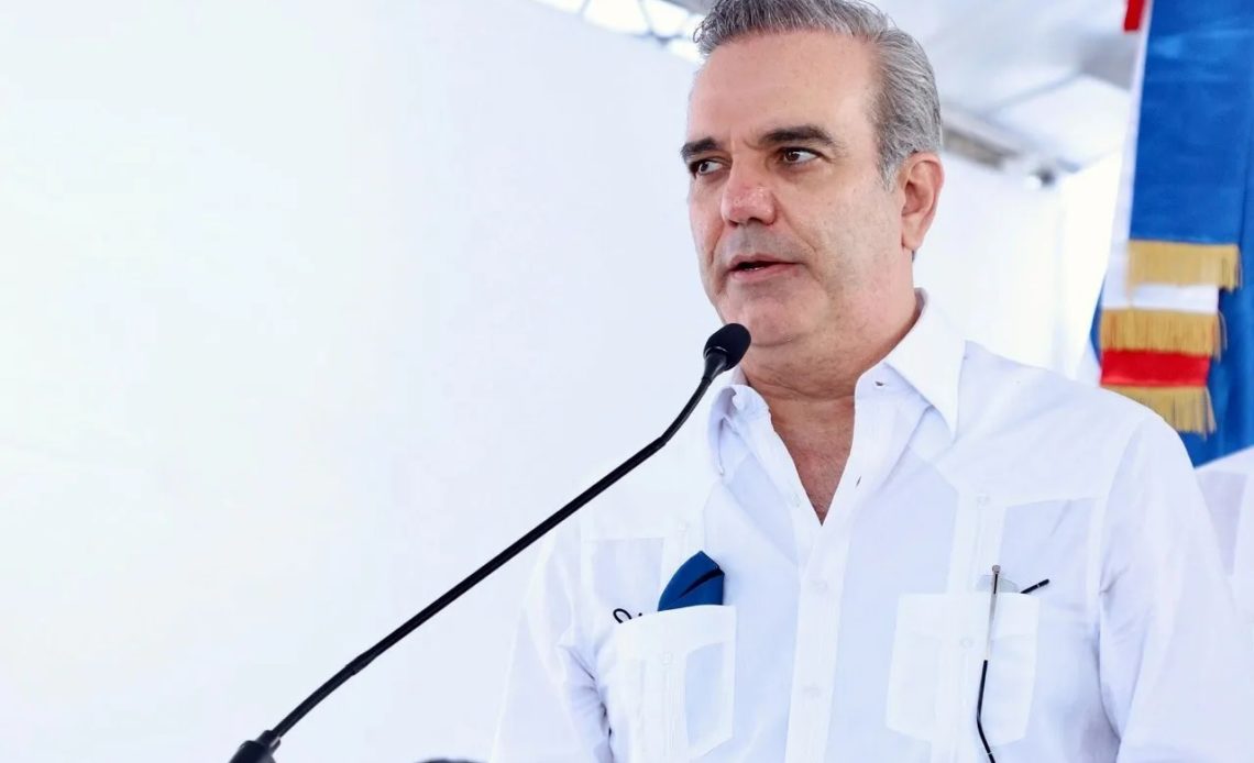 Abinader sobre Coop-Herrera: "No me involucro en temas legales ni del MP"