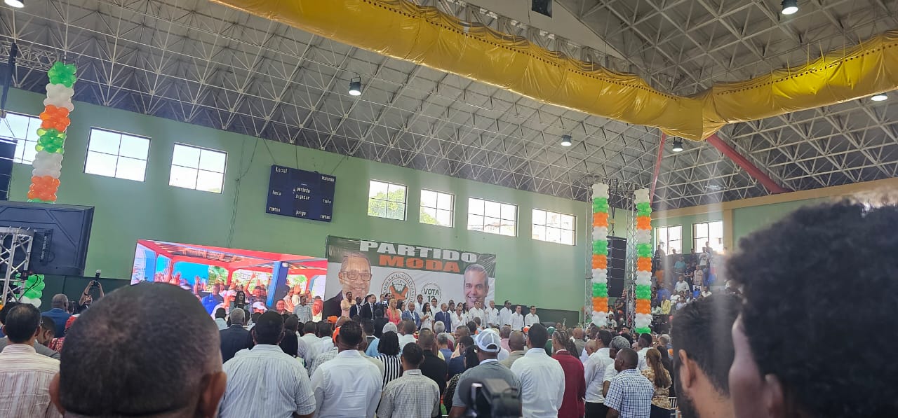 Partido Moda proclama a Luis Abinader como su candidato presidencial