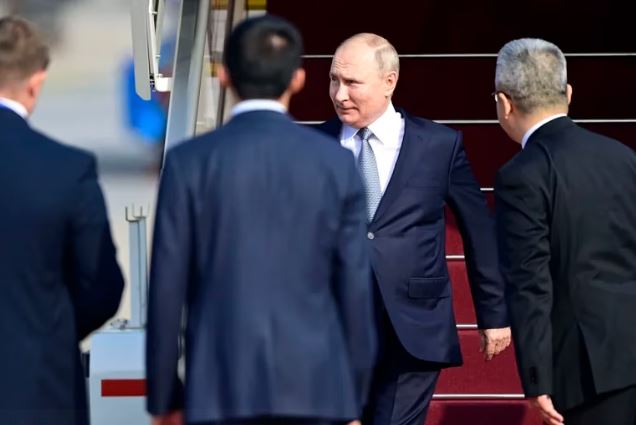 Putin aterriza en Pekín para reunirse con Xi Jinping