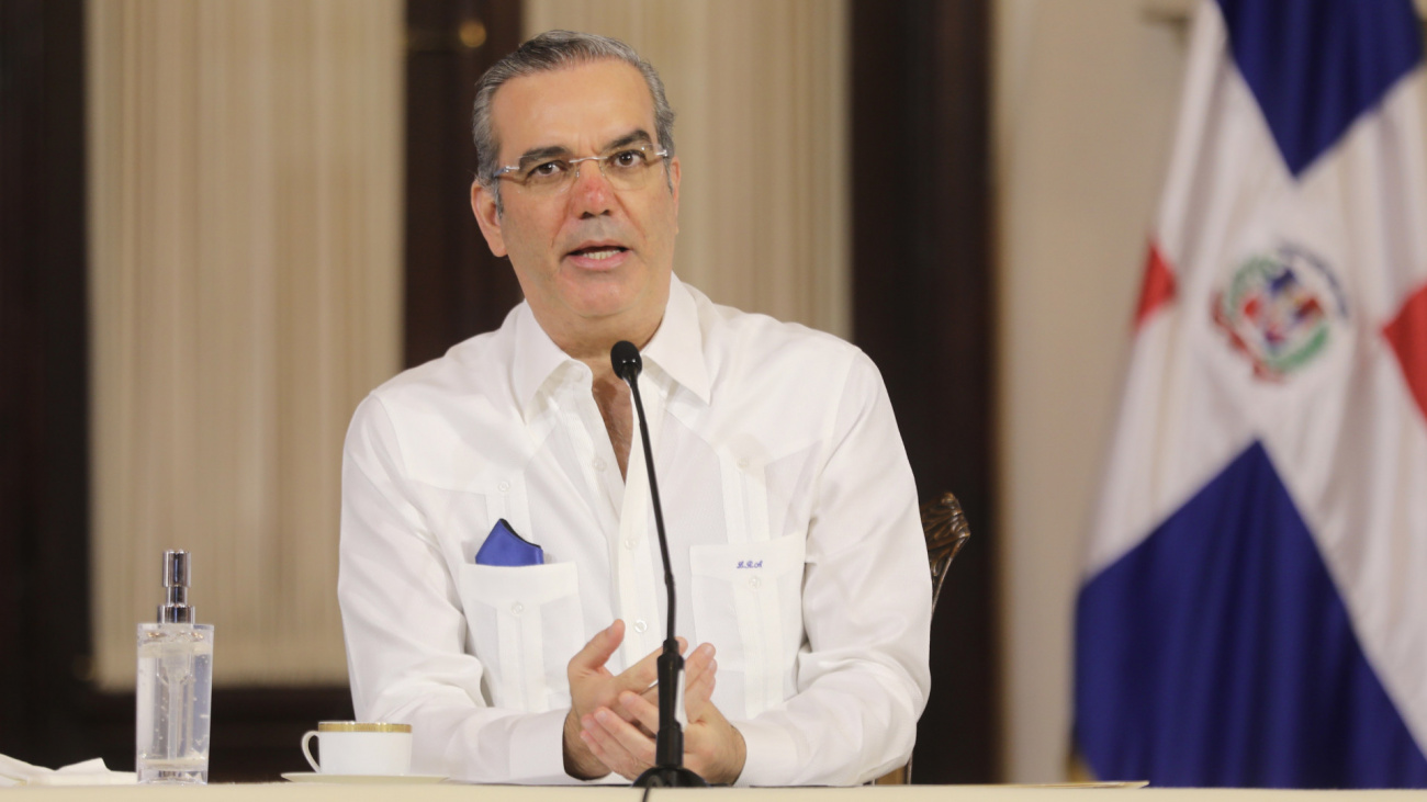 Abinader expresa consternación por muertes dejadas por las fuertes lluvias