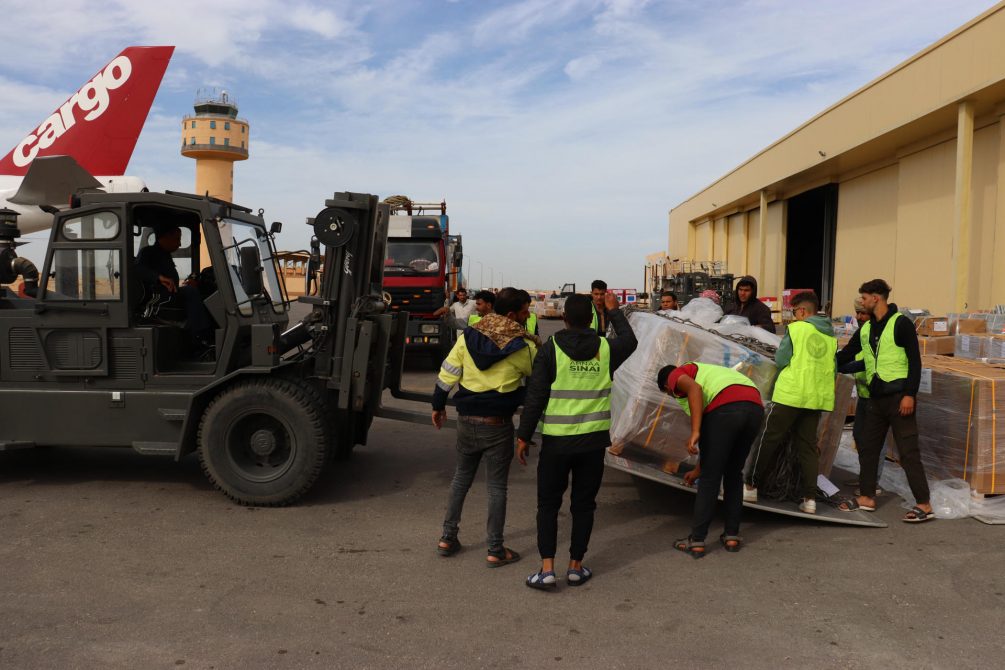 Estados Unidos envía tres aviones militares a Egipto con ayuda para Gaza